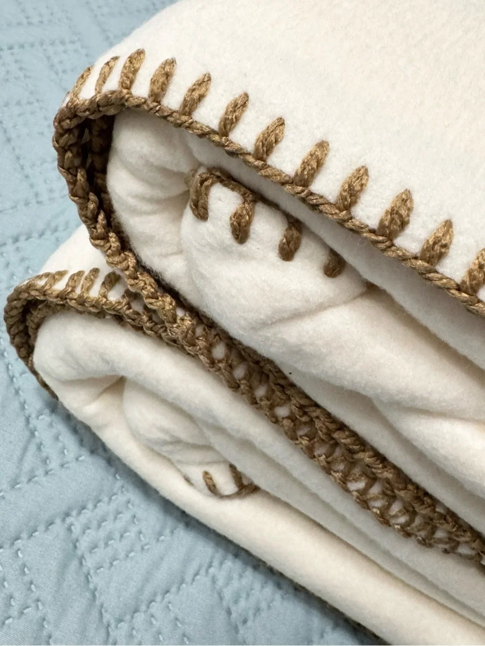 Mainstays King Size Fleece Blanket Supersoft Vanilla Dream Cream 90x102